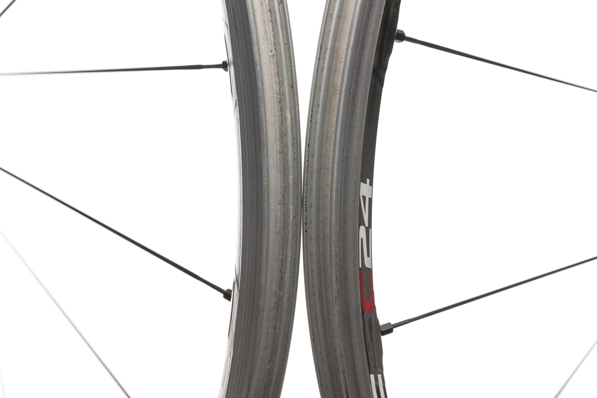 Shimano Dura-Ace WH-7900-C24 Carbon Clincher 700 | The Pro's Closet