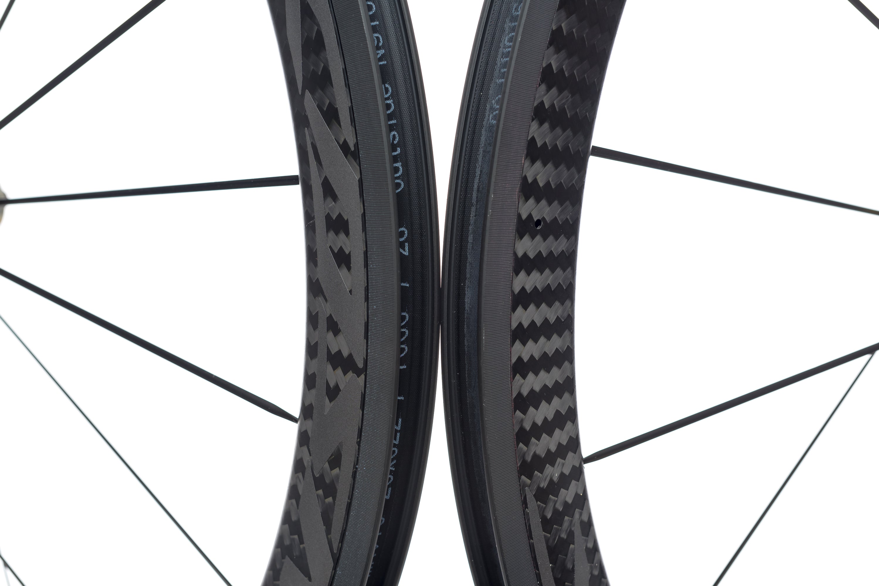 Mavic Cosmic Pro Carbon Exalith Carbon Clincher | The Pro's Closet