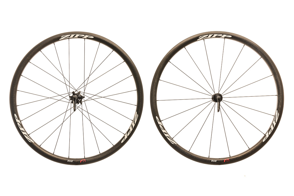 Zipp 202 Firecrest Carbon Clincher Wheelset | The Pro