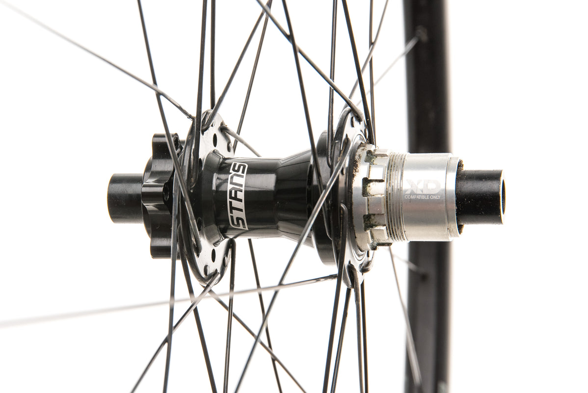 Stan's NoTubes Grail CB7