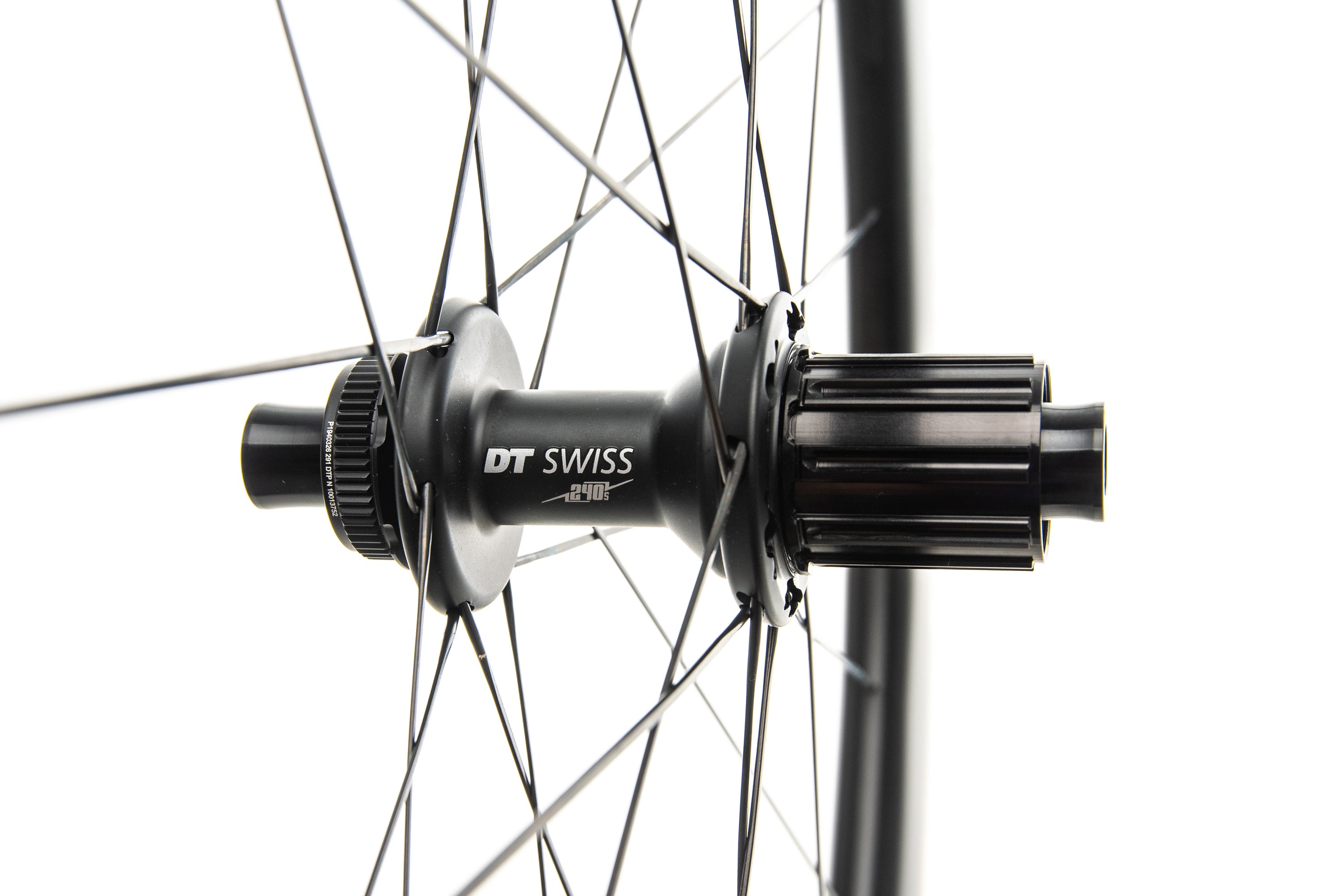 DT Swiss ARC 1100 DiCut DB 62 Carbon Tubeless 70 | The Pro's