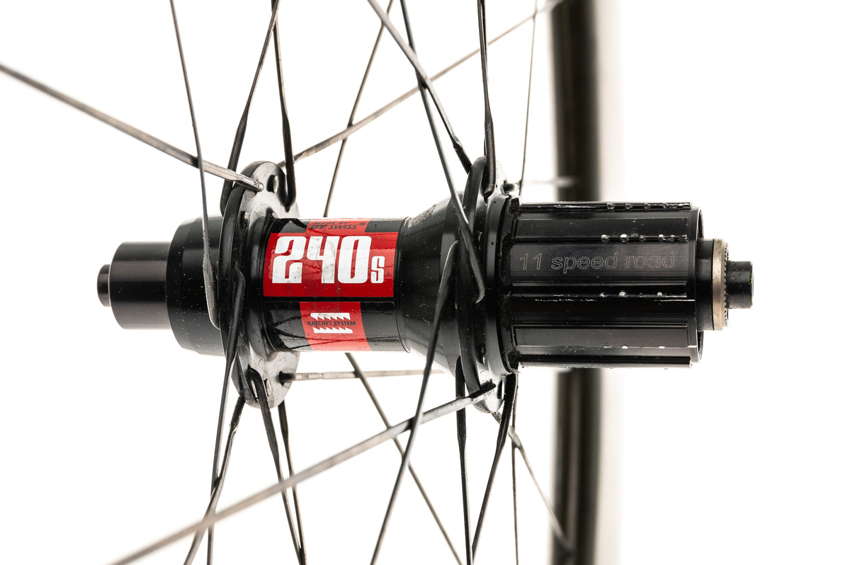 ENVE SES 5.6 w/ DT Swiss 240s Hubs Carbon Tubele | The Pro's