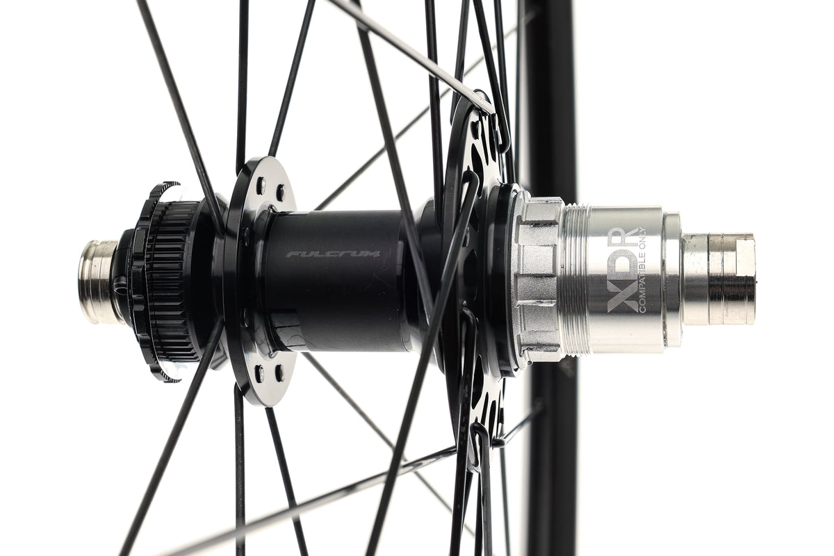 Fulcrum 700 Aluminum Tubeless 700c Wheelset | The Pro's Closet