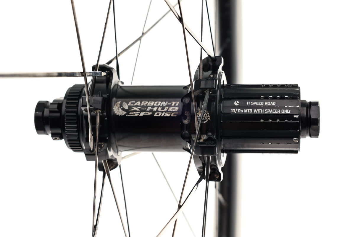 Light Bicycle Falcon Rim AR46 Disc Carbon Tubele | The Pro's Closet