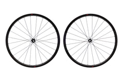 BONTRAGER Aeolus XXX 2 リムブレーキ　クリンチャー Bontrager Aeolus XXX 2 TLR Disc Clincher Road Wheel - Trek Bikes
