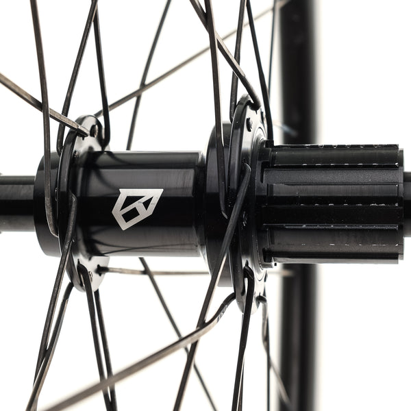 knight 35 carbon clincher