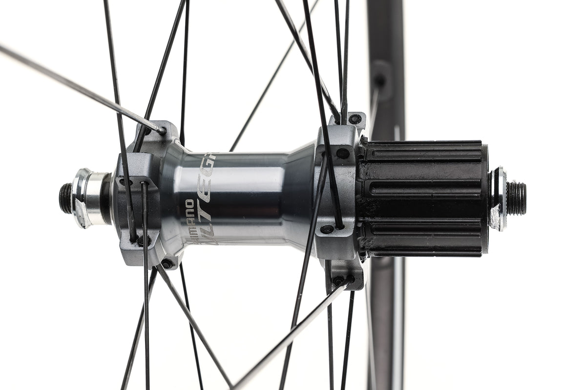 SHIMANO ULTEGRA WH-6700 Road Tubeless 10 / 11 speed Wheelset EUR 259,00 - FR SHIMANO ULTEGRA WH-6700 Road Tubeless 10 / 11 speed Wheelset EUR 259,00 - FR