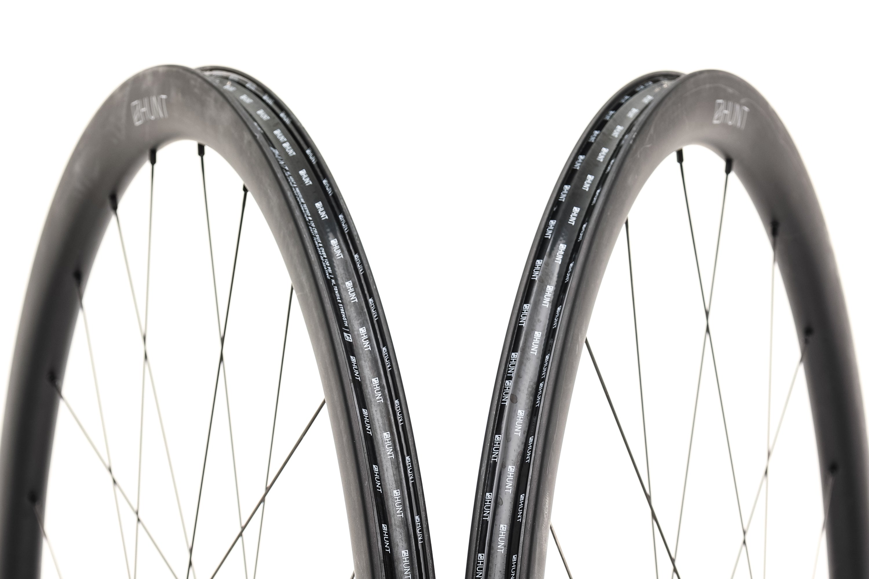 Hunt 35 Aero Carbon Disc Tubeless 700c Wheelset | The Pro's Closet