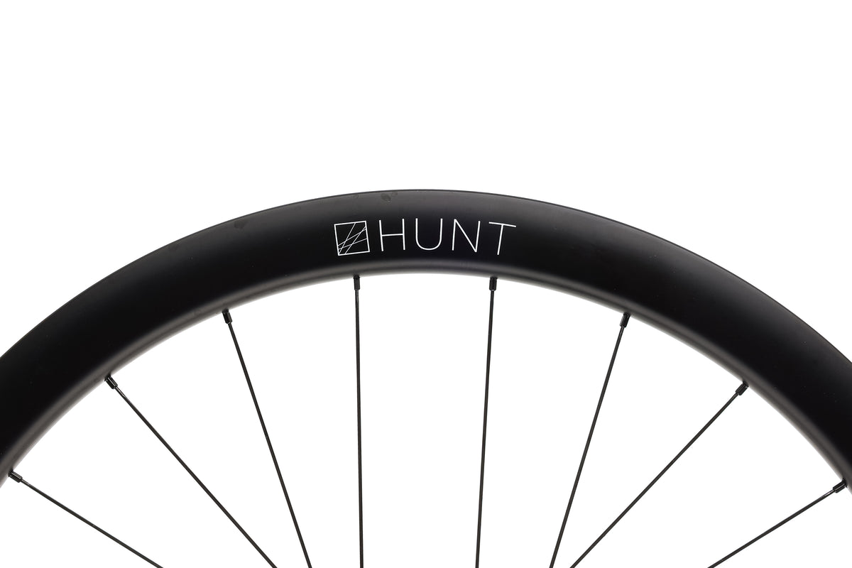 Hunt 44 Aerodynamicist Carbon 700c Wheelset | The Pro