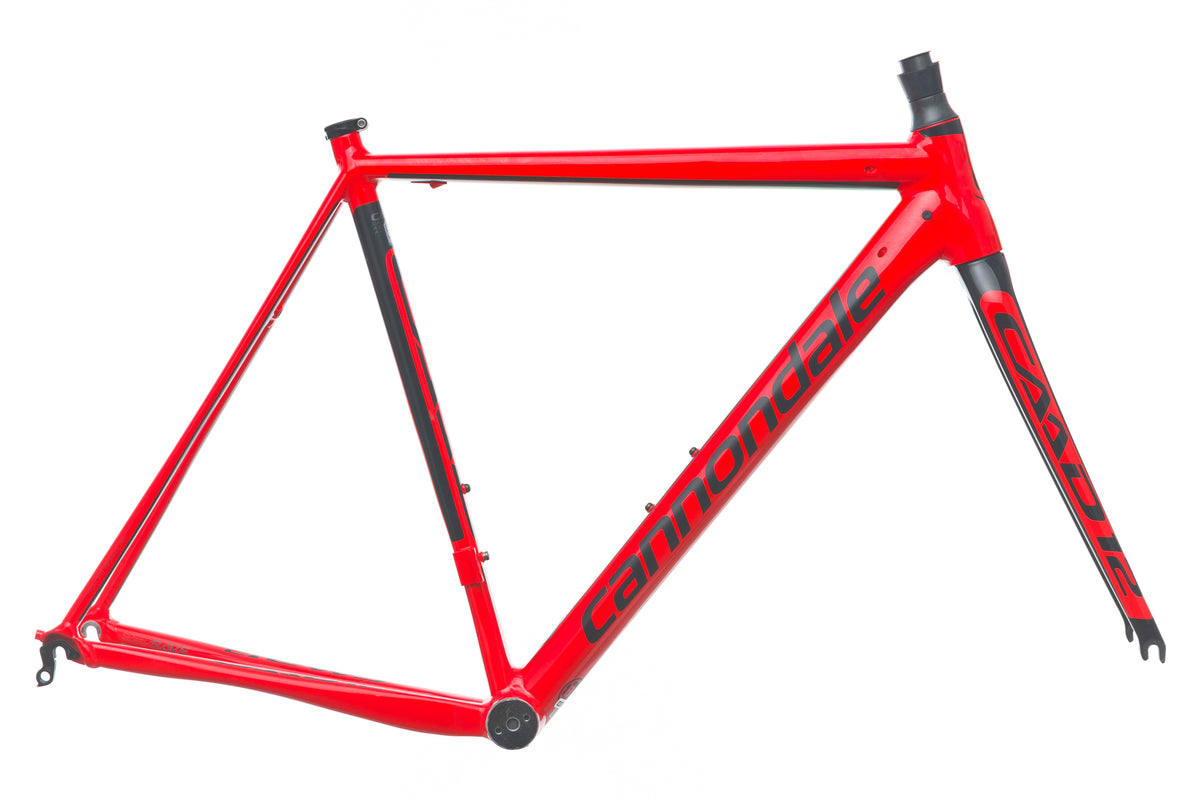 Vélo de route Cannondale SuperSix EVO Carbon 1 2024 Vélo de route Cannondale SuperSix EVO Carbon 1 2024